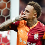 4b3c1fab84a74a47a5805dfed95802e6 | The Soccer Goal Galatasaray Lang