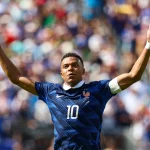 fb882d9a5d45fb2f3412e6399c352ce9 | The Soccer Goal Kylian Mbappé